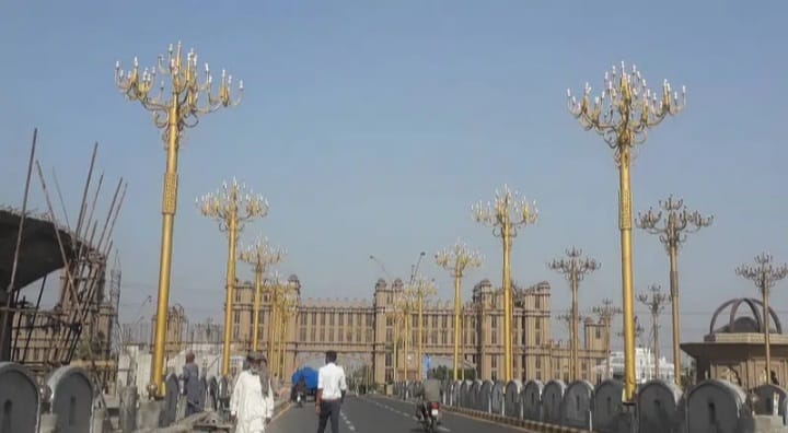 light pole suppliers Pakistan